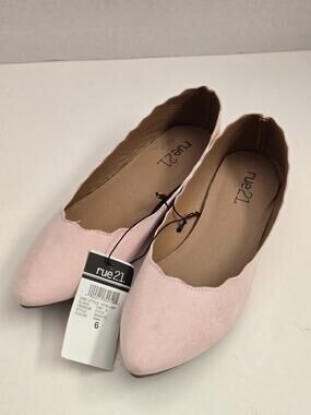 RUE21 Womens Size 6 Scalloped Light Pink Slip Suede Flats